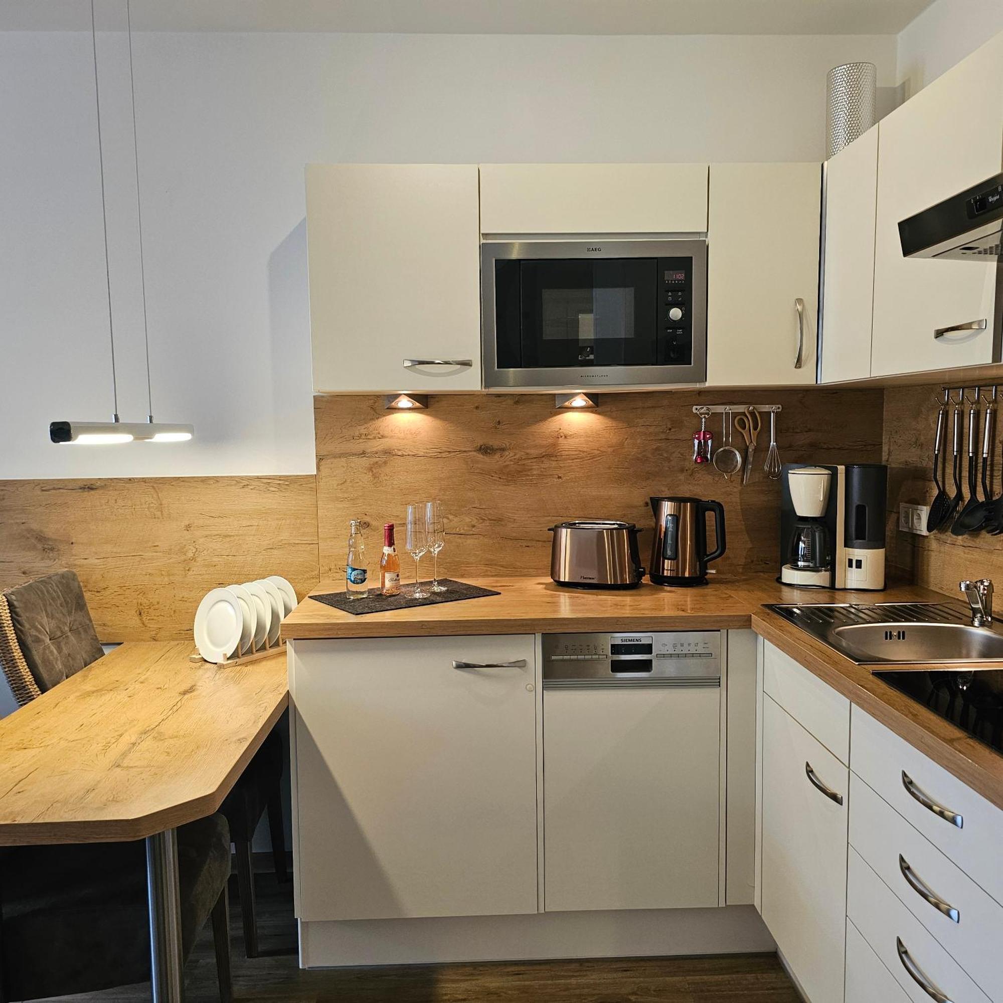 Sun Island Apartment บาเบอ ภายนอก รูปภาพ